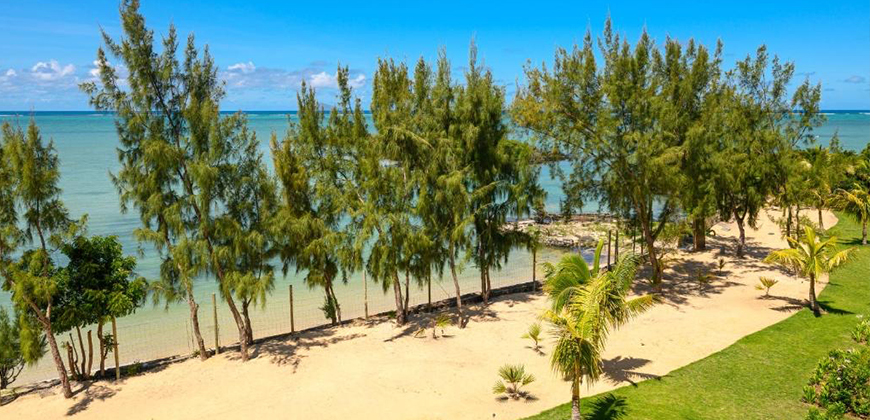 beachfront apartment rental mauritius